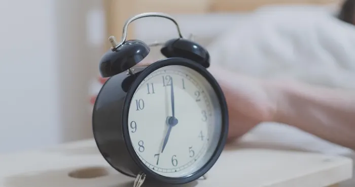 Why hitting the snooze button makes you more tired