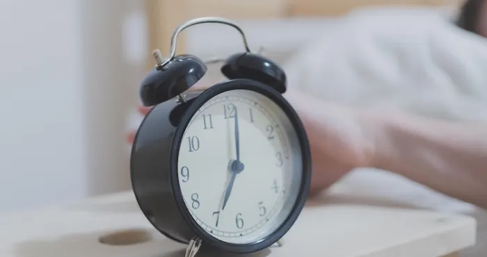 Why hitting the snooze button makes you more tired