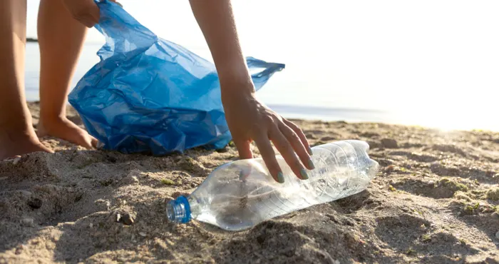 YMCA Youth Leadership beach cleanup